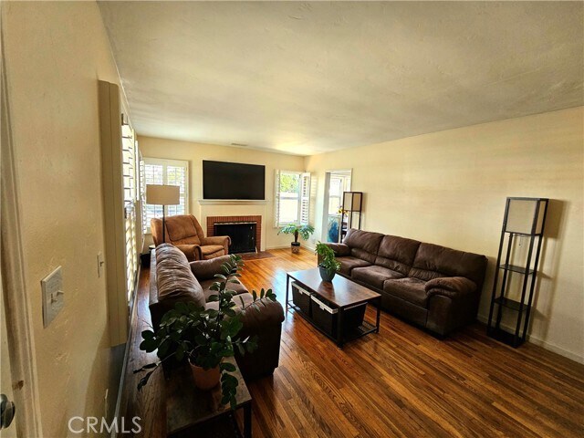 Foto del edificio - 7712 Melrose St