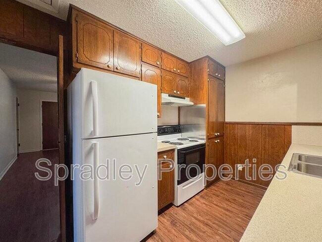 Building Photo - 3717W Ivanhoe Dr