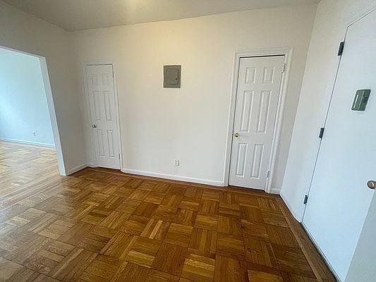 Foto del edificio - 1 bedroom in BRONX NY 10457