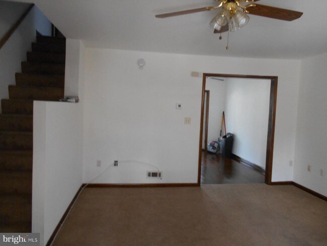 Building Photo - 614 Norris Ln