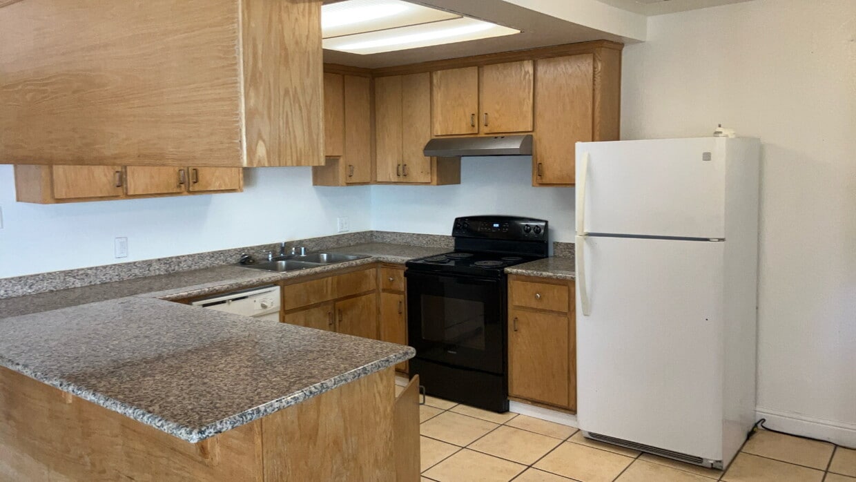 Foto del edificio - 2-bedroom, 1-bathroom unit