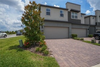 Building Photo - 1330 Merrydale Wy