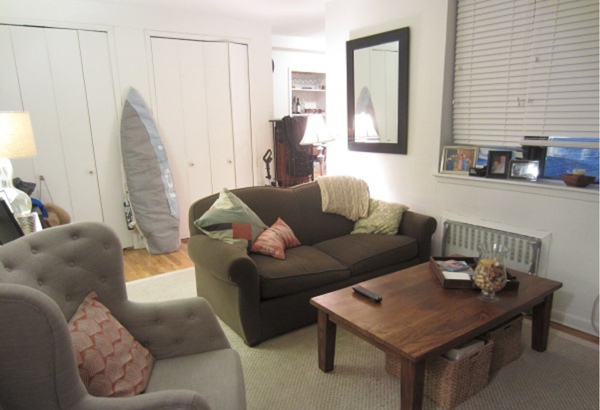 Foto principal - 125 E 11th St