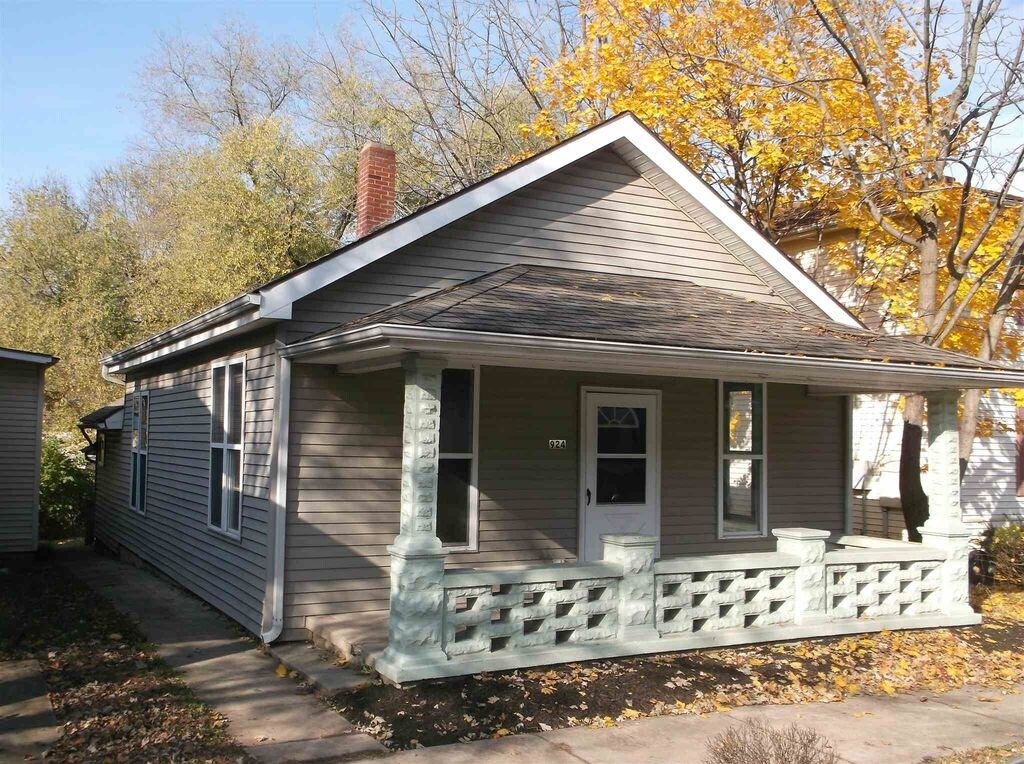 Primary Photo - 924 N 8th St