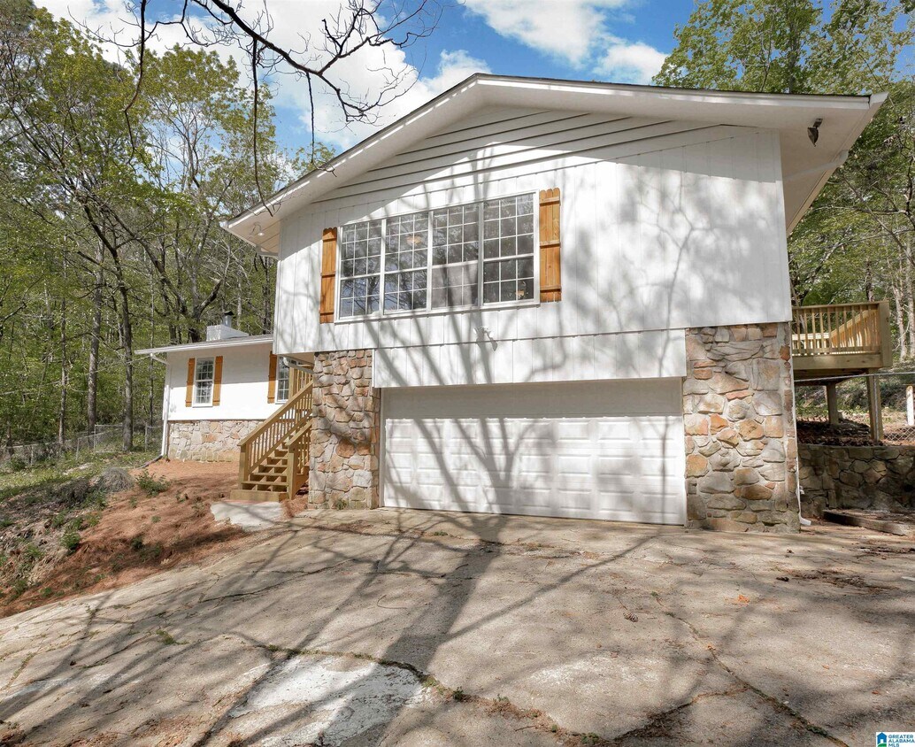 1329 Paragon Pkwy, Birmingham, AL 35235 House Rental in Birmingham