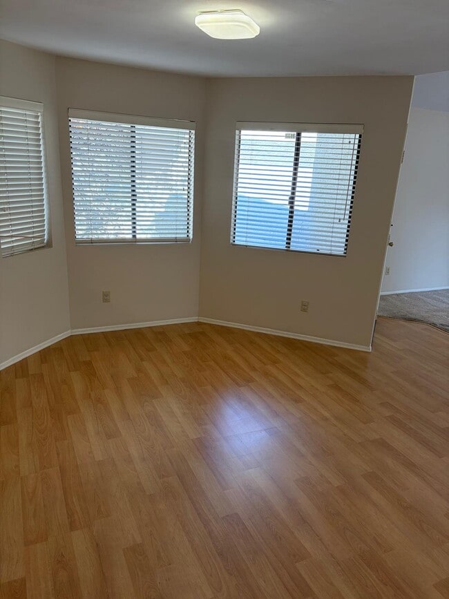 Building Photo - 1137 Mission Verde Dr