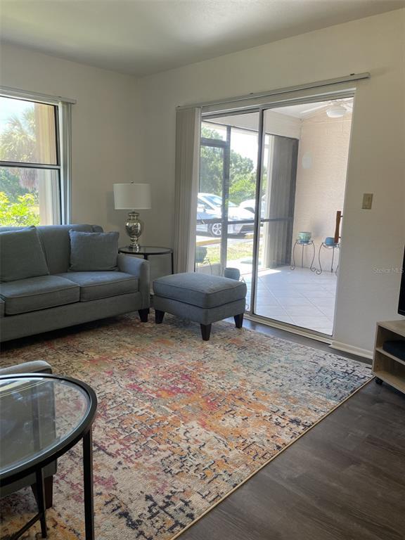 Foto del edificio - 25068 Harbor View Rd