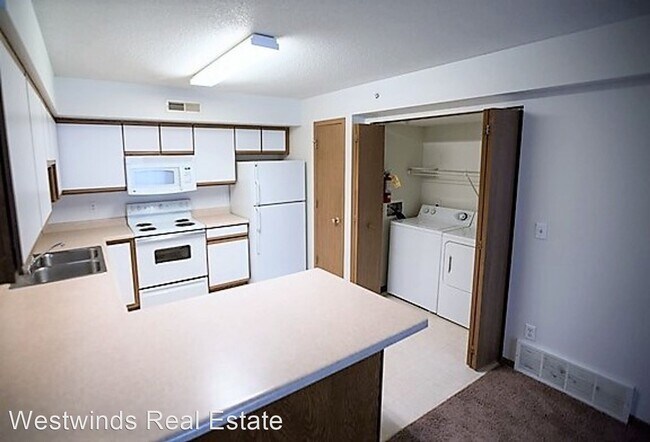 Foto del edificio - 2 br, 1 bath House - 2536 Rushmore Drive