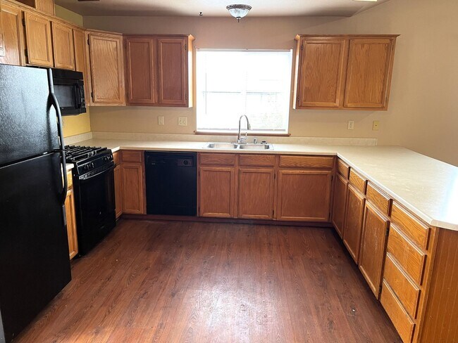 Foto del edificio - Pet-Friendly 3 Bed 2 Bath McKinleyville Home