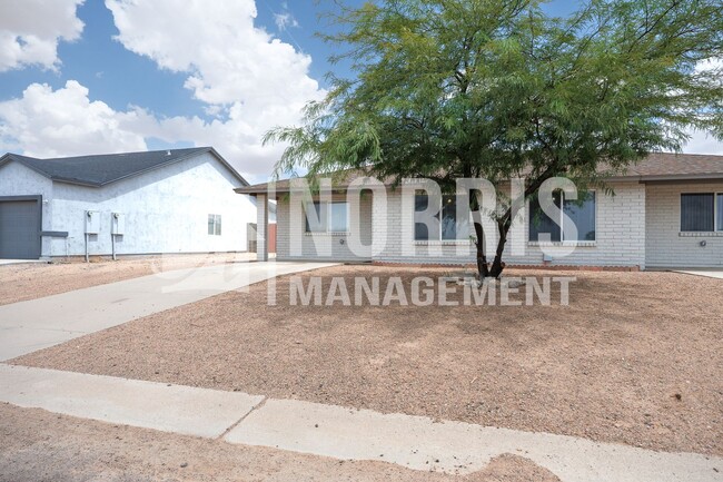 Building Photo - 10077 S Tampico Ln