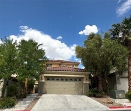 Building Photo - 556 Teedale Ct