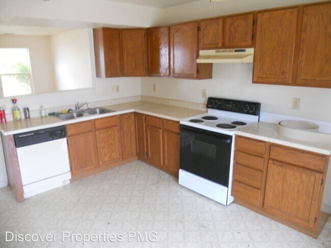 Foto del edificio - 3 br, 2 bath House - 1740 Howard Street
