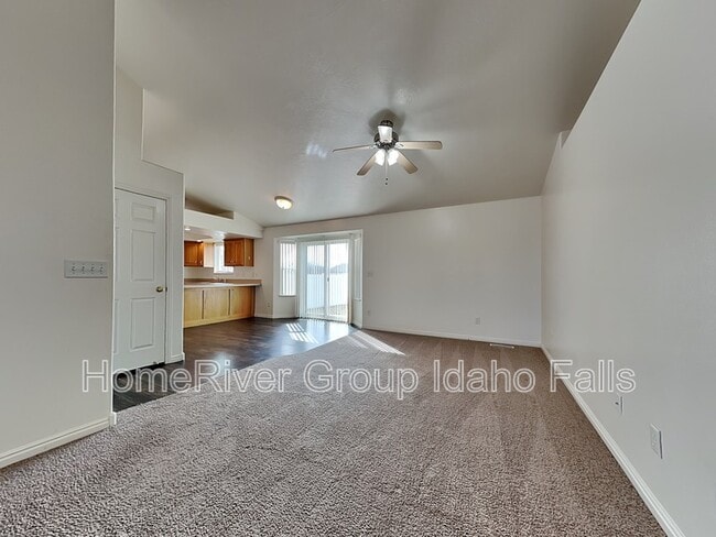 Building Photo - 3676 Briar Creek Ln