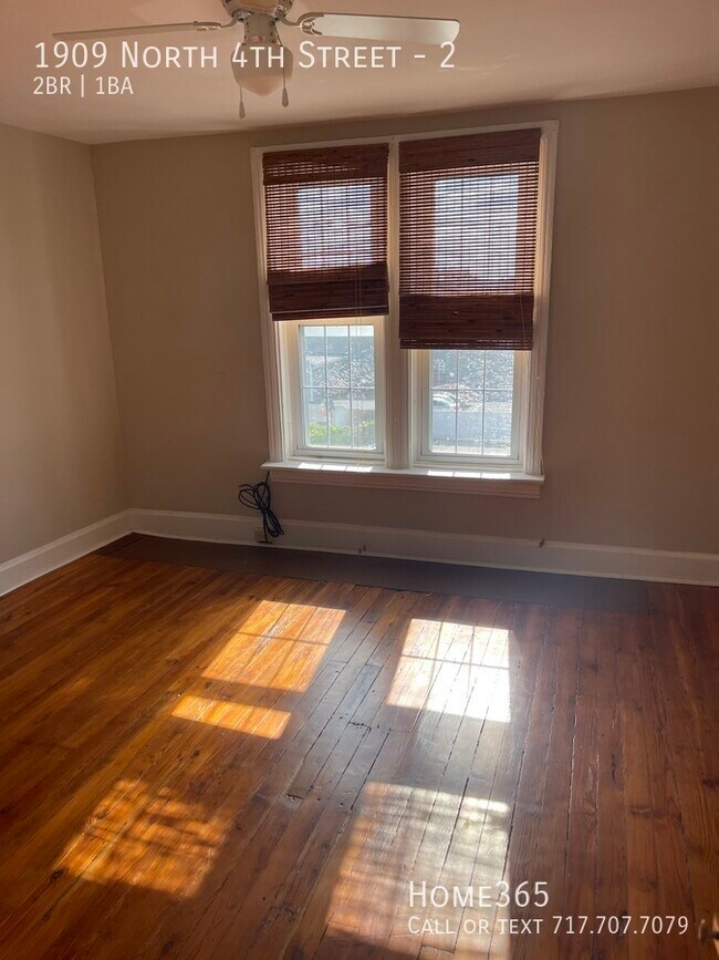 Building Photo - ?? Charming 2 Beds 1 Bath Unit you can't m...