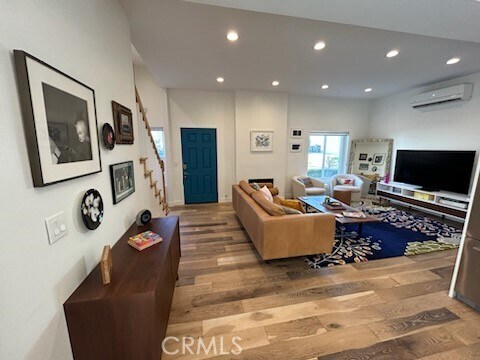 Foto del edificio - 3211 3rd Ave