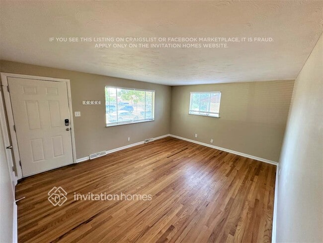 Foto del edificio - 7625 Irving St