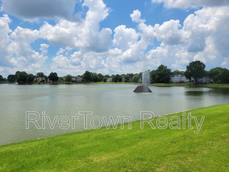 Building Photo - 4996 Woodberry Cove S