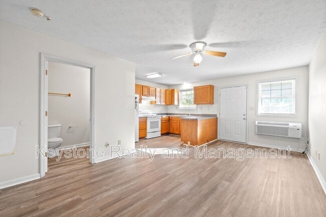 Building Photo - 280-C Thompsonville Lane