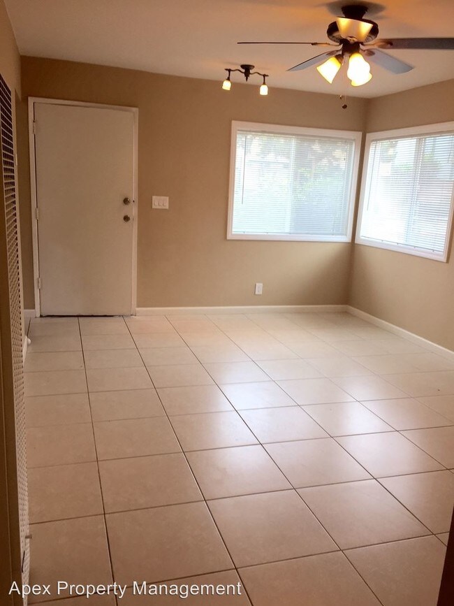 Foto del edificio - 1533 W 145th St