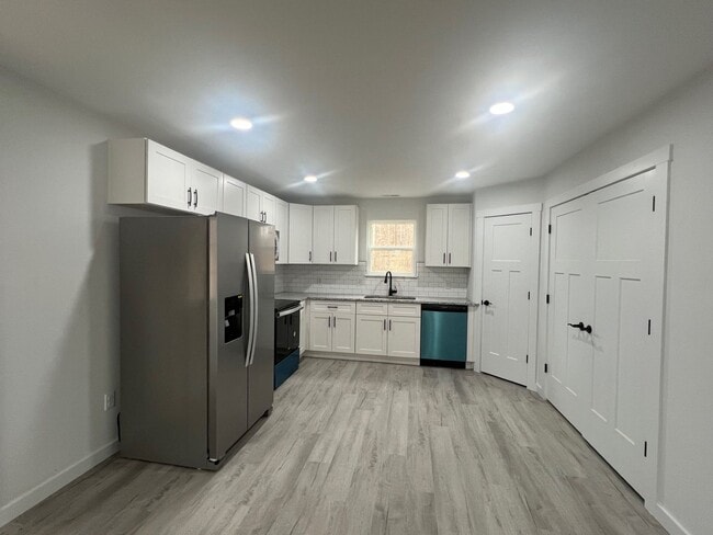 Photo - 9TH Ave Dr NE 2287-2289 Apartment