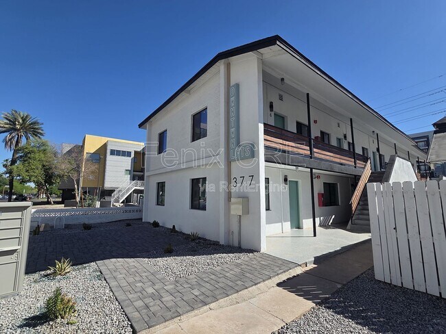 Foto del edificio - 377 N 4th Ave