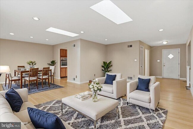 Foto del edificio - 3614 Dorado Ct