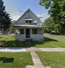 Building Photo - 1059 Albert St