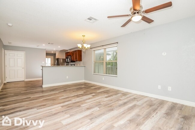 Building Photo - 340 N San Felipe Ave