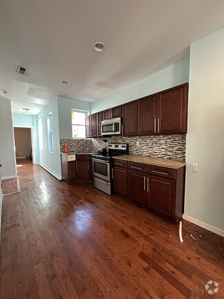 Building Photo - 2237 N Sydenham St
