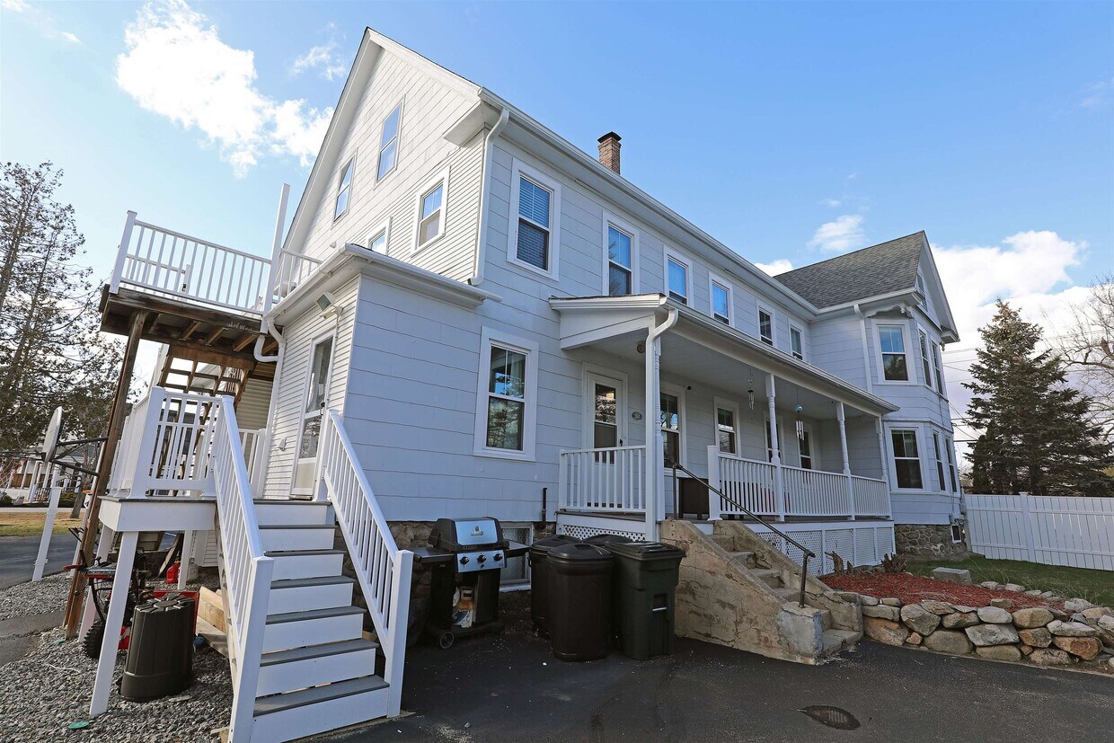 Primary Photo - 397 Nashua St