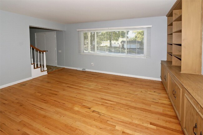 Foto del edificio - 12901 Fernway Ln