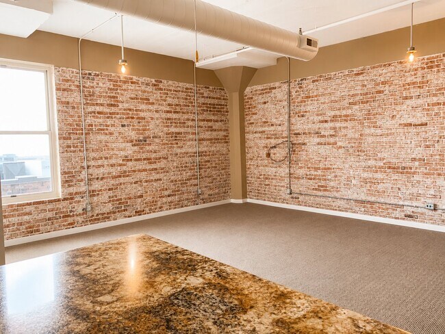 Foto del edificio - 311 N 8th St