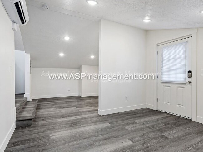 Foto del edificio - 567 S 800 E