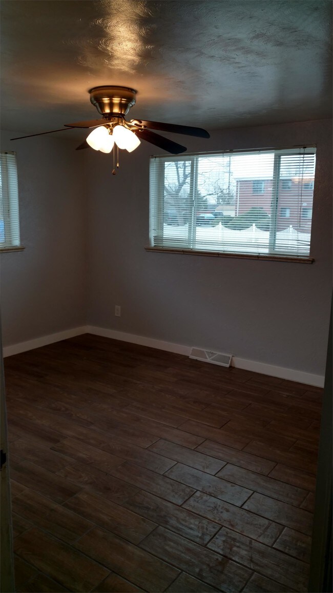 Building Photo - 679 Miller Ct