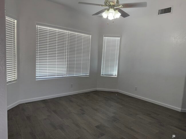 Foto del edificio - 10636 S Del Vista Dr