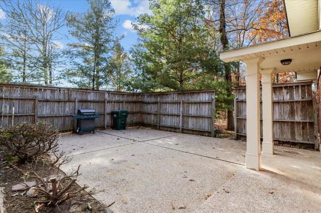 Foto del edificio - 205 Gum Branch Rd