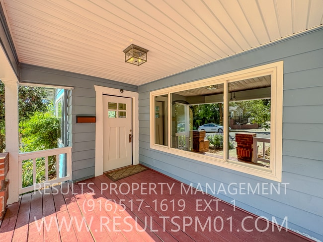 Building Photo - Charming Home in Auburn Coming Soon!