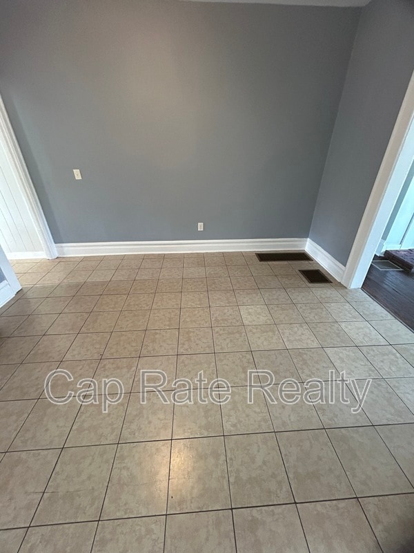 Foto del edificio - 807 E 2nd Ave