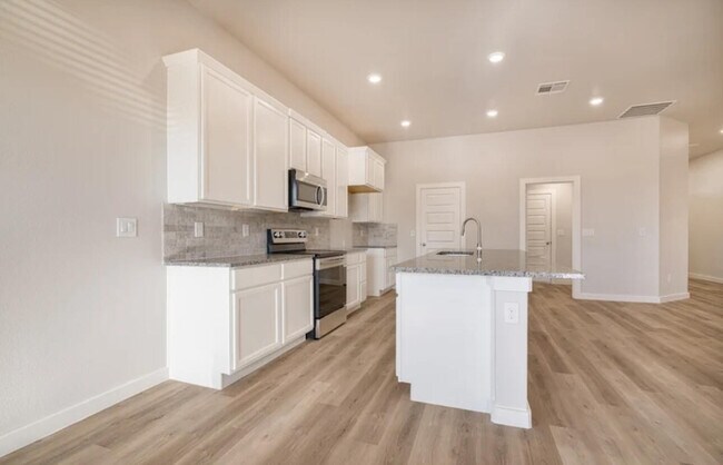 Foto del edificio - 620 E 16th St