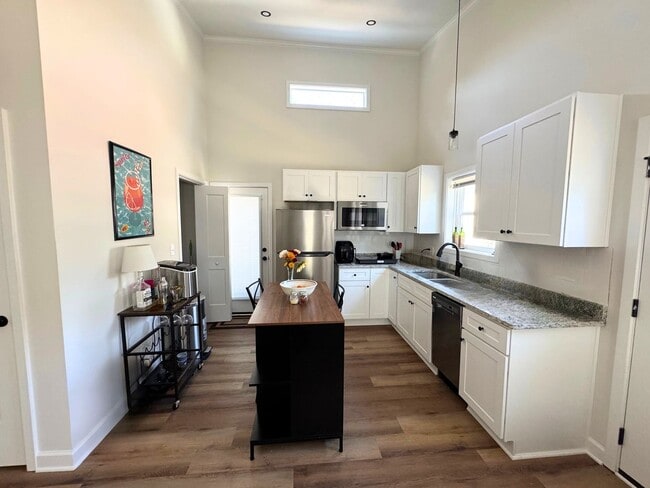 Building Photo - NEWLY CONSTRUCTED HOME AVAILABLE AUGUST 6TH 2026!