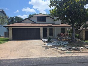 Building Photo - 12021 Shady Springs Rd