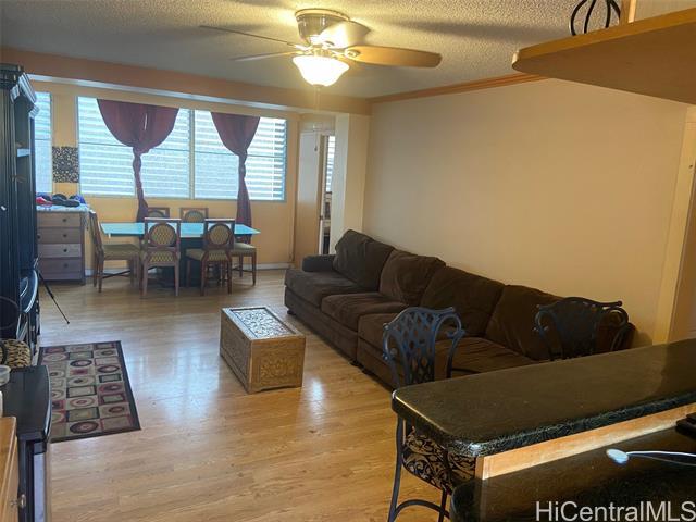 Foto del edificio - 225 Lili?uokalani Ave