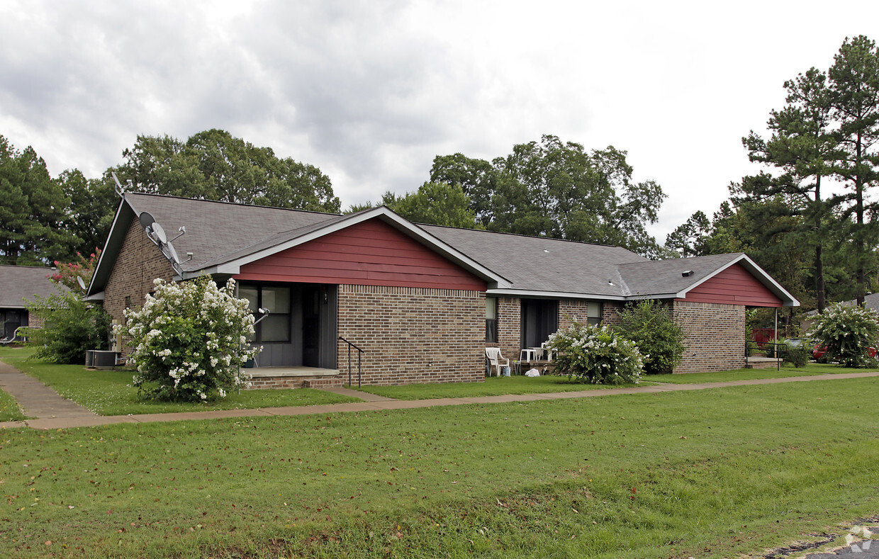 Primary Photo - Lonoke Apartments