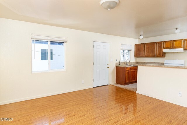 Primary Photo - 5064 N Maywood Ave