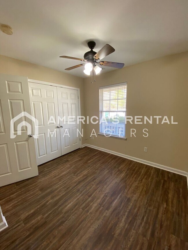 Building Photo - Home in Vance, AL!! Available to View NOW!