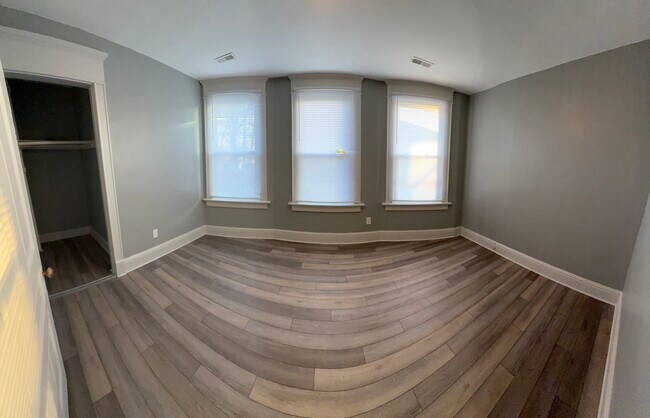 DORMITORIO #1 - 2216 W 3rd St