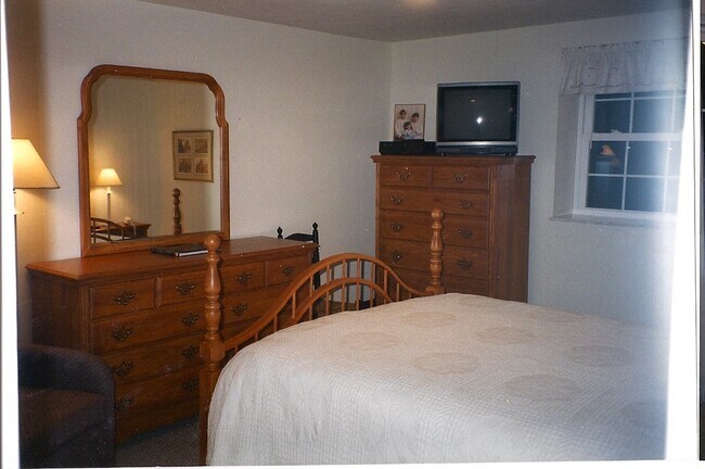 Dormitorio principal - 305 Furnace Dr