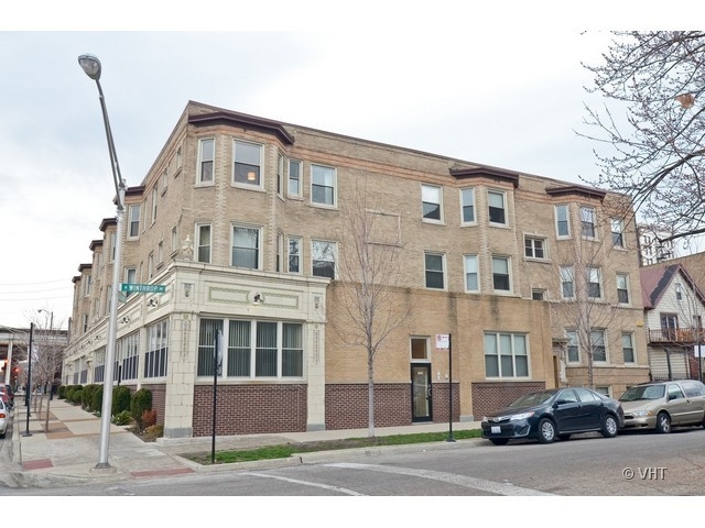 Building Photo - 1100-1116 W Leland Ave