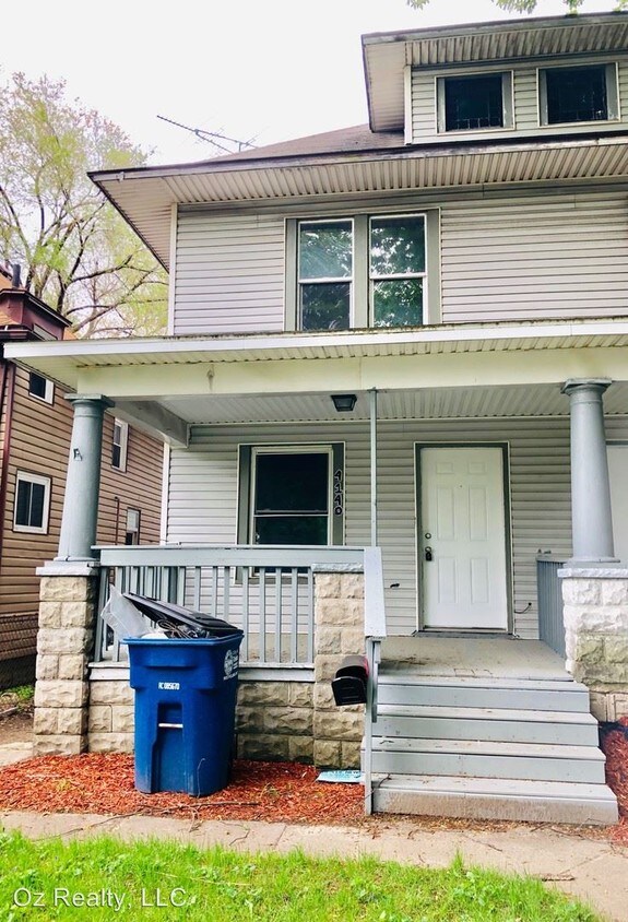 Foto principal - 3 br, 1 bath Apartment - 4138 Lewis Ave