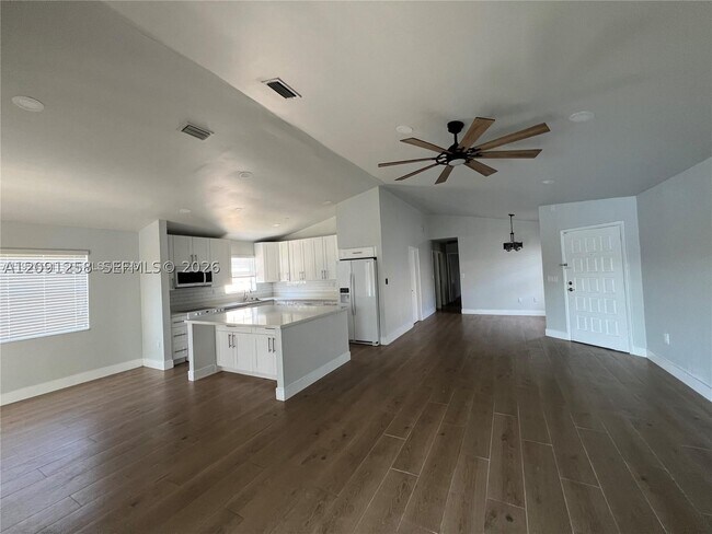 Foto del edificio - 14964 SW 74th Terrace